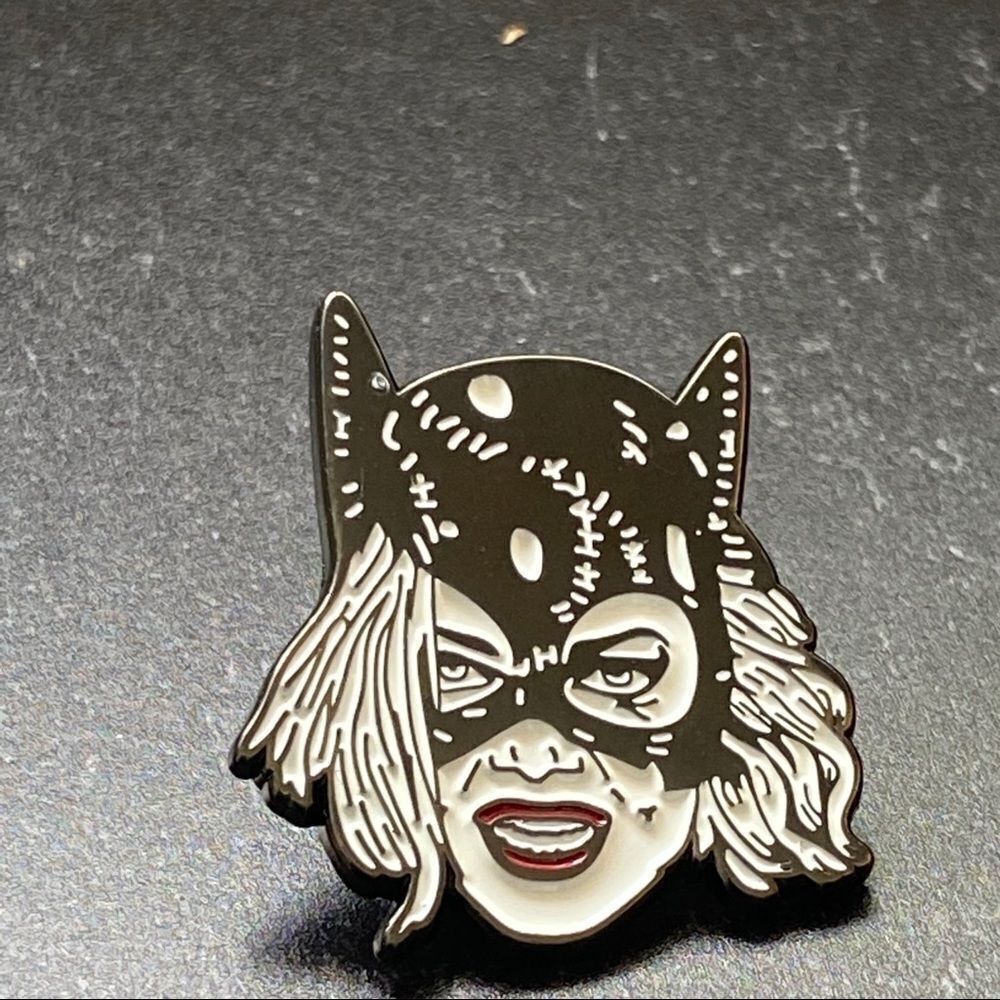Cat Woman Enamel Pin/ Brooch - Picture 3 of 6